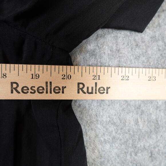 Reformation Top Womens Large NWT Livvy in Black Peasant Lace Detail V-Neck Puff - Picture 10 of 12